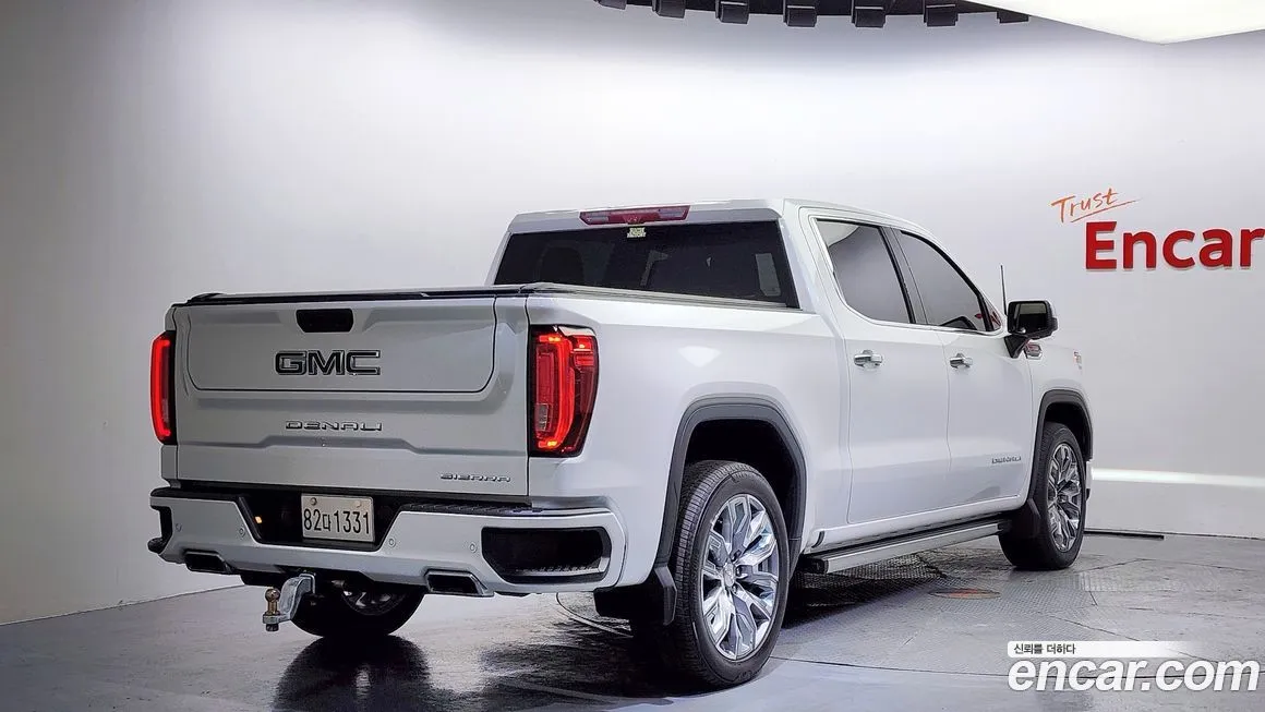 GMC Sierra — фото 6