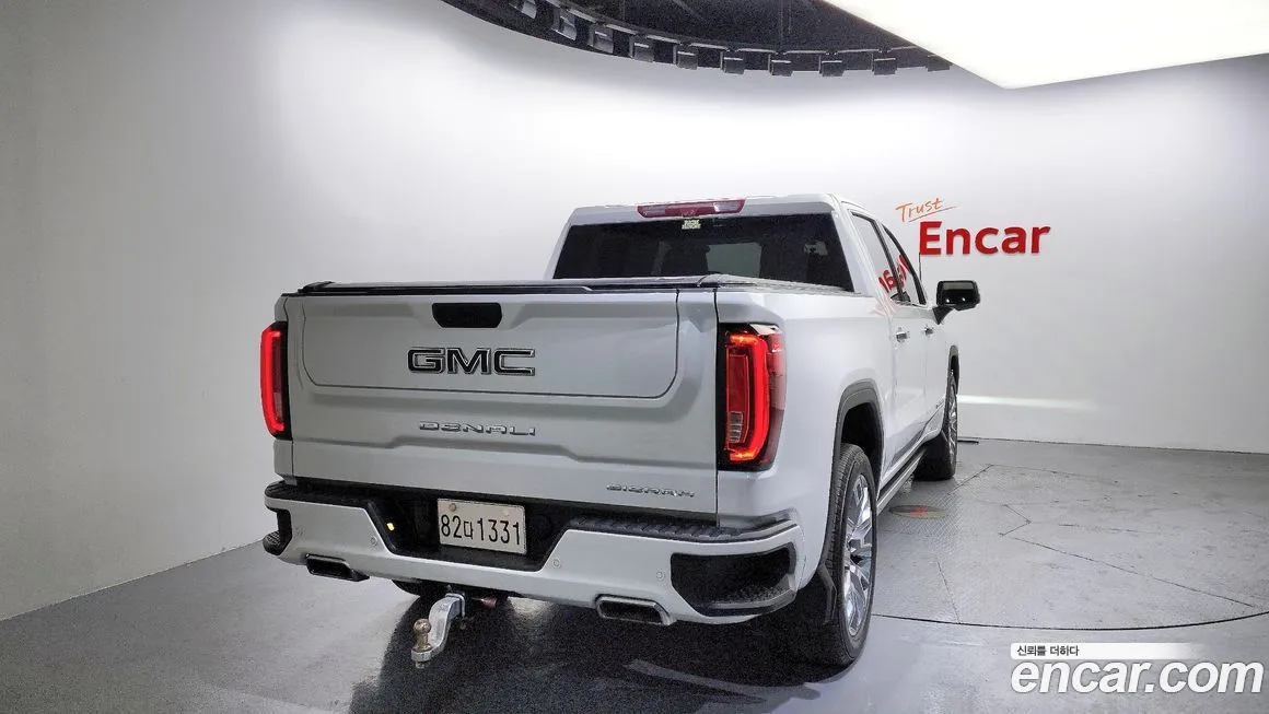 GMC Sierra — фото 4