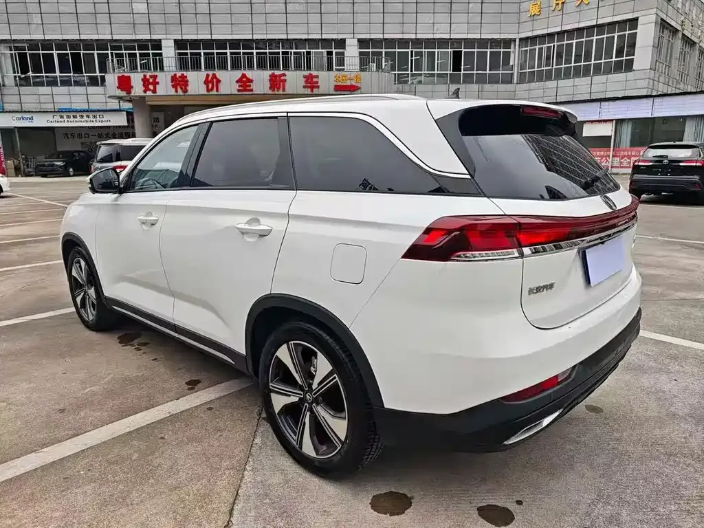 Changan X7 PLUS — фото 5