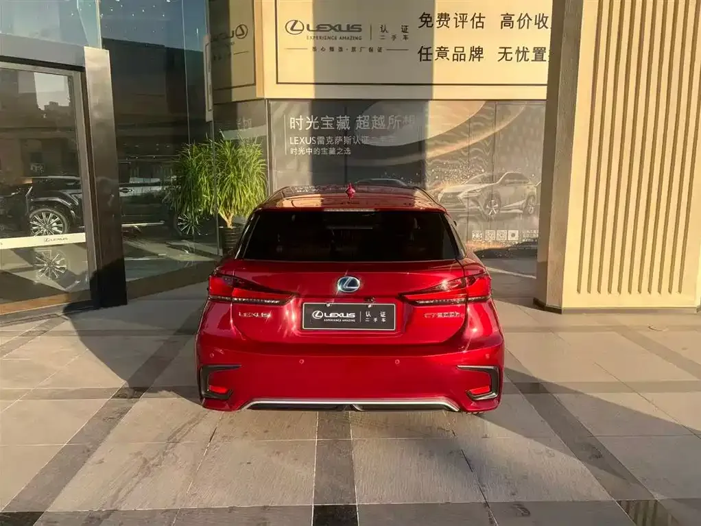 Lexus CT — фото 5