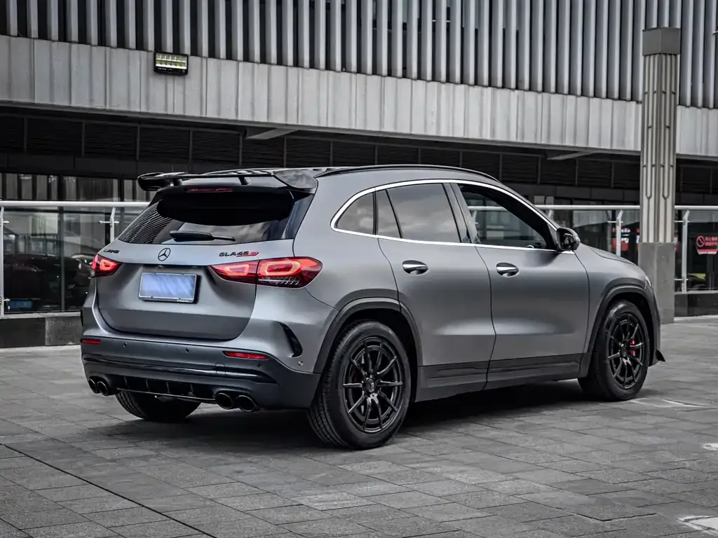 Mercedes-Benz GLA AMG — фото 3