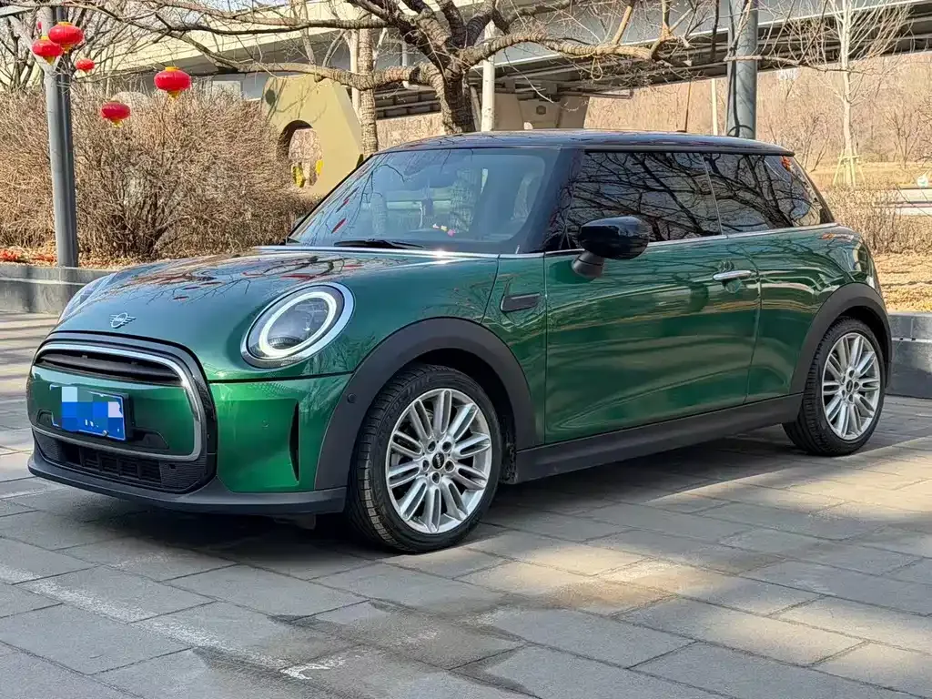 MINI Cooper (3-door) — фото 1