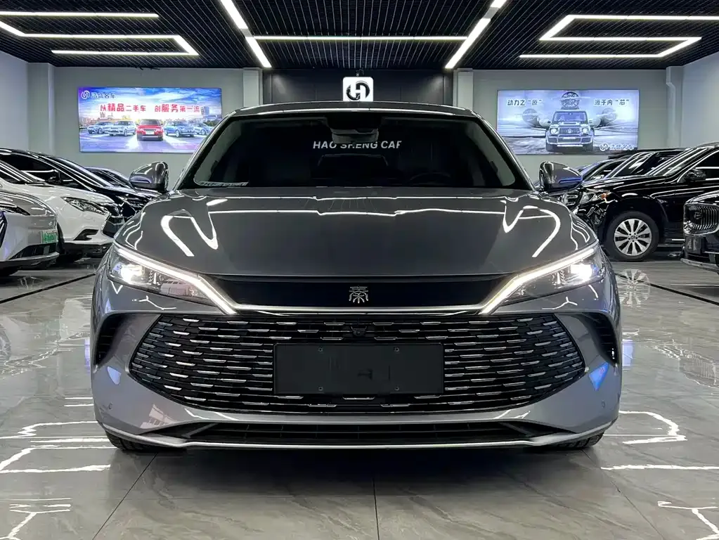 BYD Qin L — фото 1