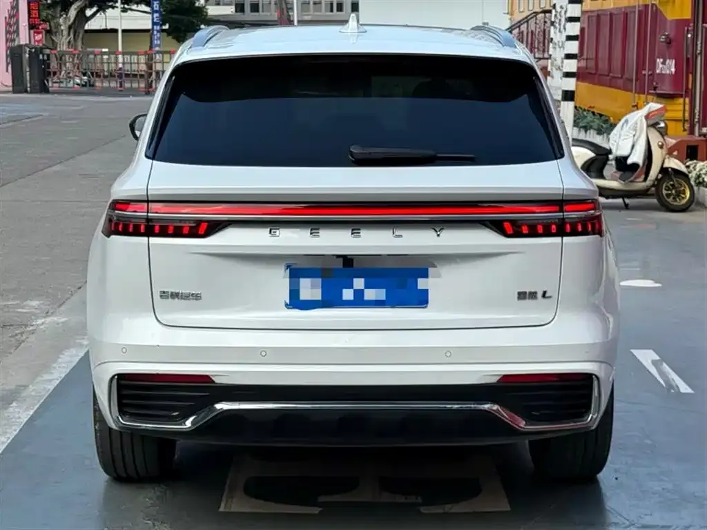 Geely Xingyue L — фото 3