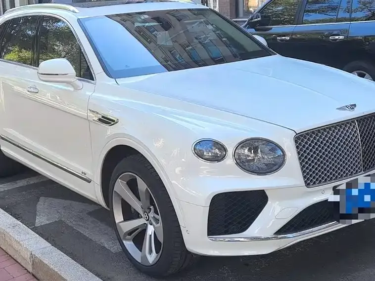 Bentley Bentayga — фото 6