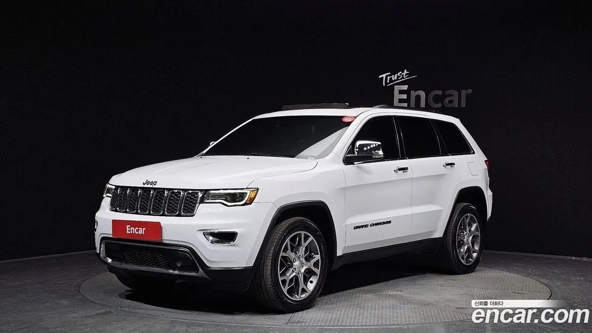 Jeep Cherokee — фото 1