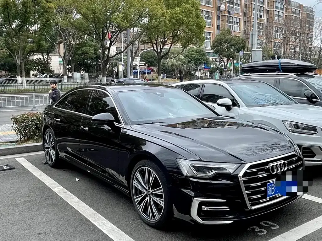 Audi A6L — фото 7