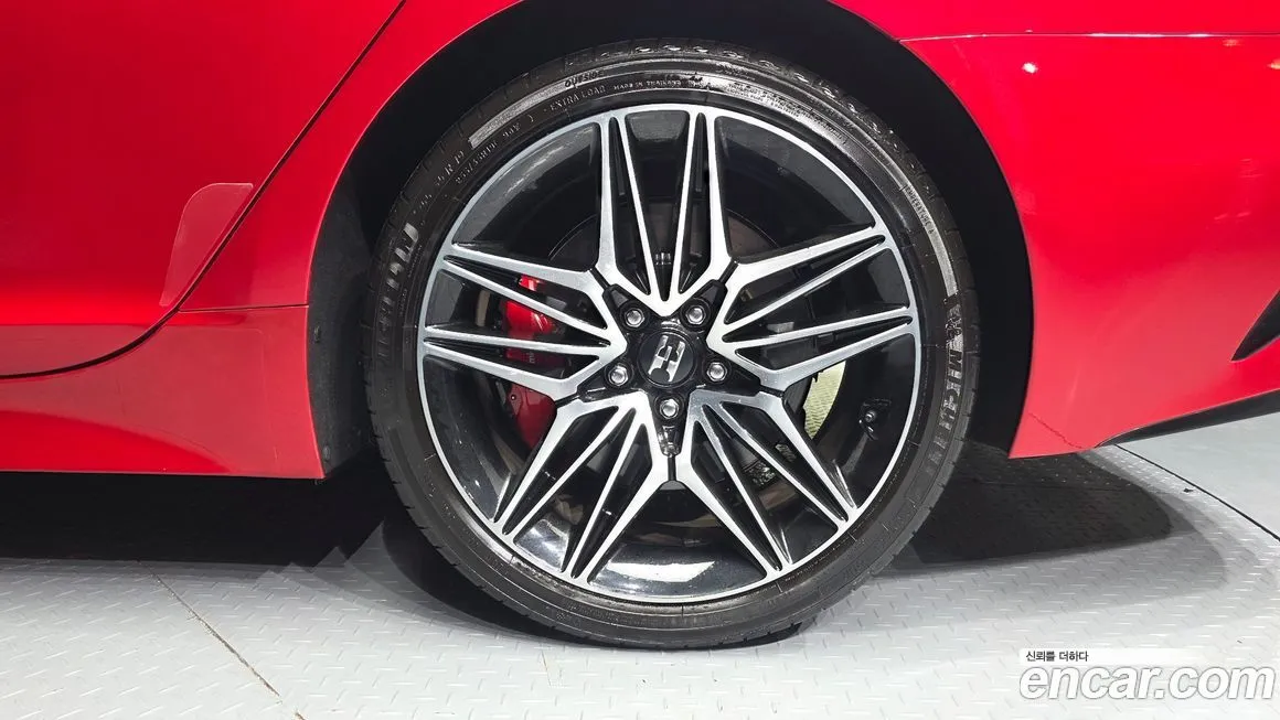 Kia Stinger — фото 10