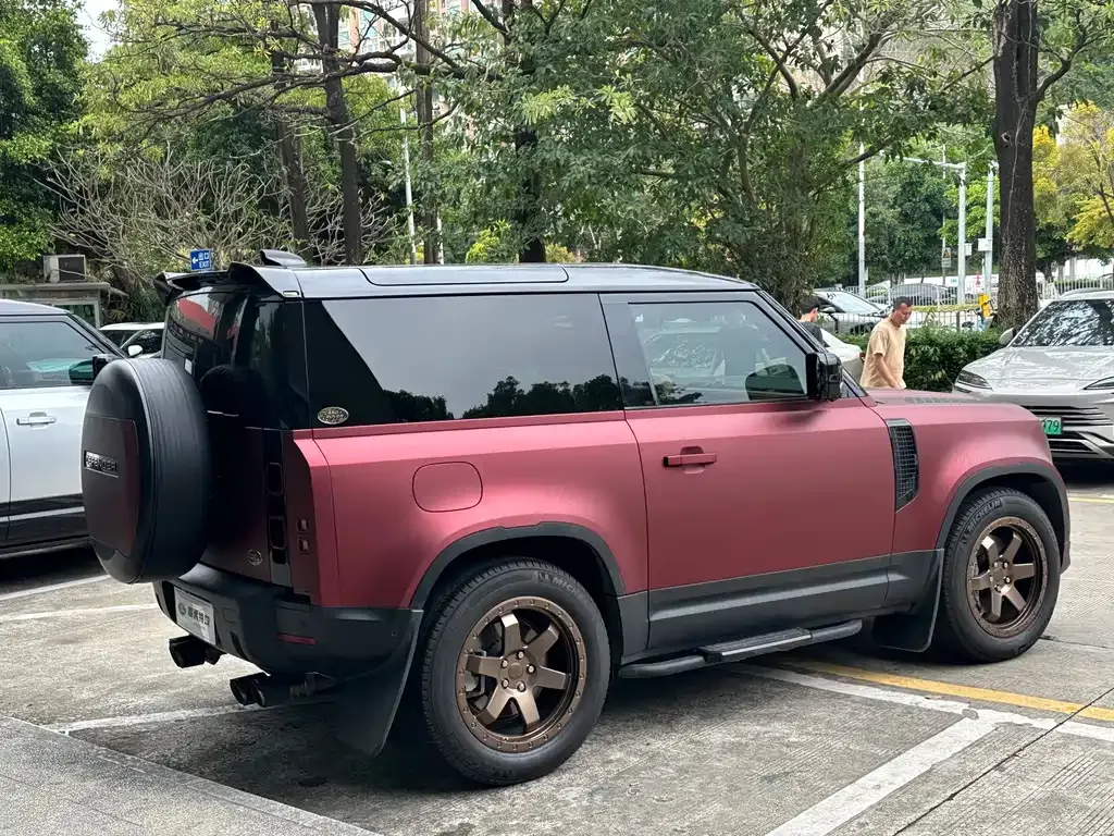 Land Rover Defender — фото 4