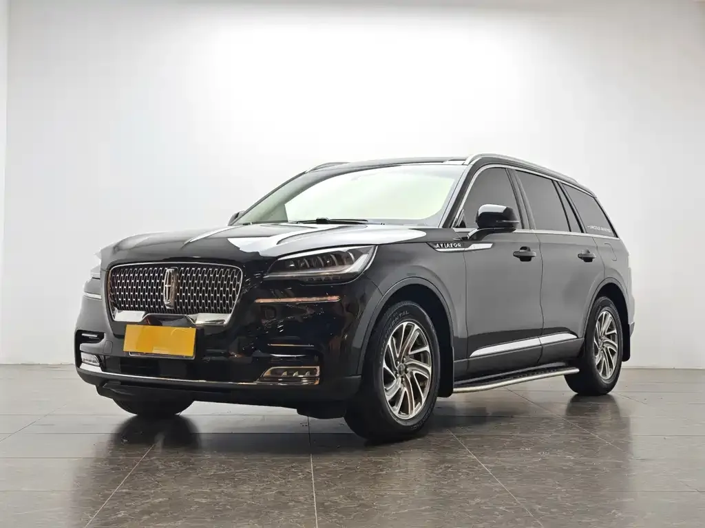 Lincoln Aviator — фото 1