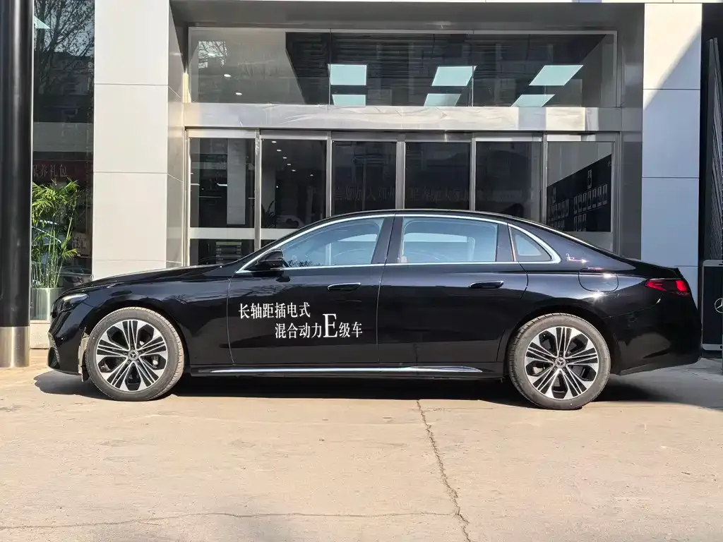 Mercedes-Benz E-Class New Energy — фото 9