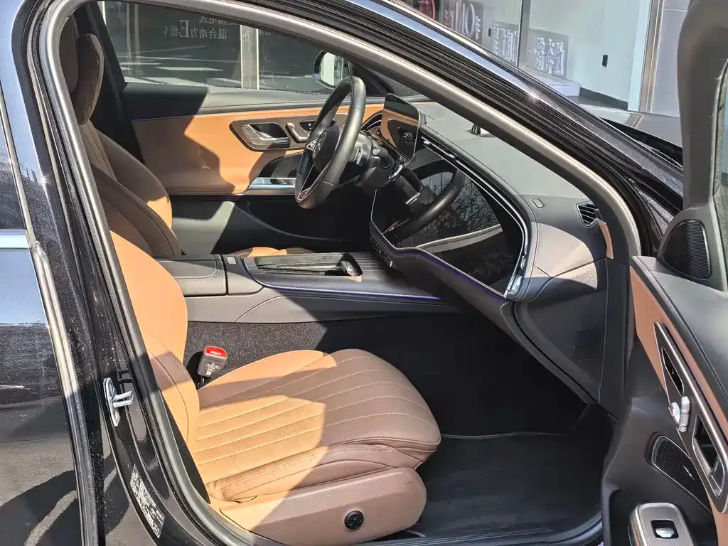 Mercedes-Benz E-Class New Energy — фото 4