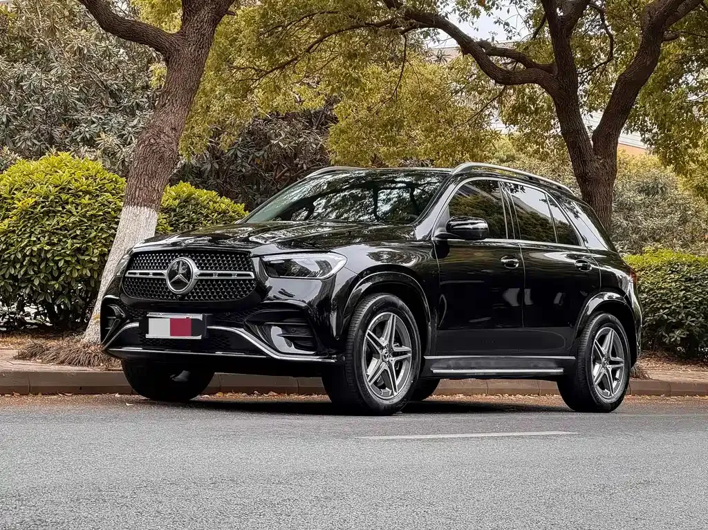 Mercedes-Benz GLE — фото 1