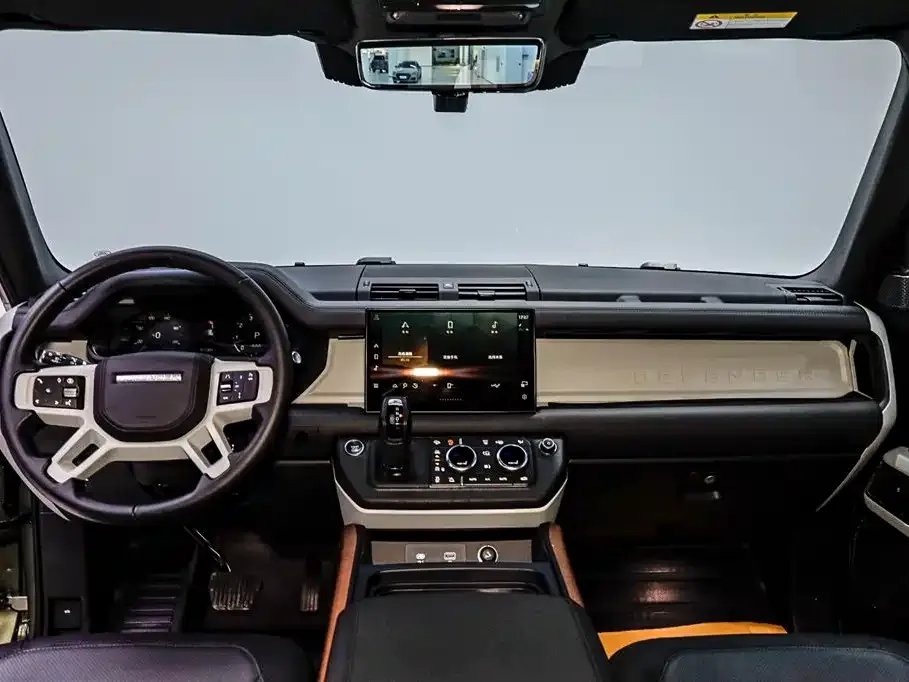 Land Rover Defender — фото 2