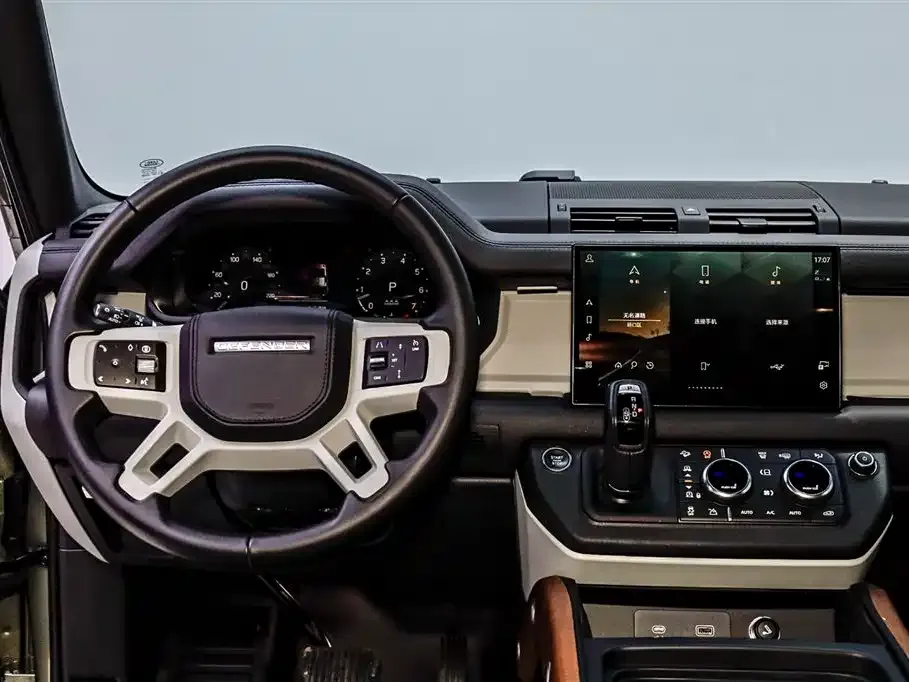 Land Rover Defender — фото 4