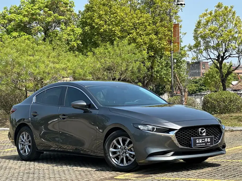 Mazda 3 Axela — фото 8