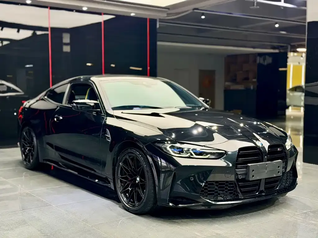 BMW M4 — фото 10