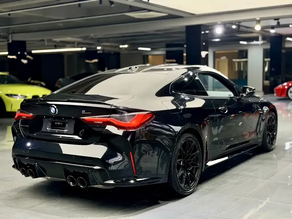 BMW M4 — фото 3