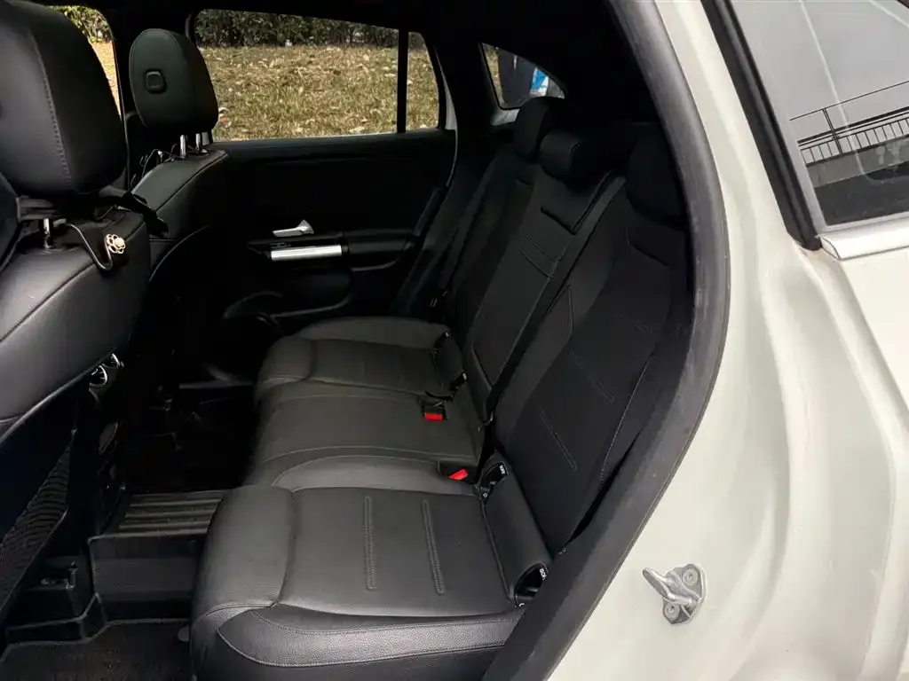 Mercedes-Benz GLA — фото 2