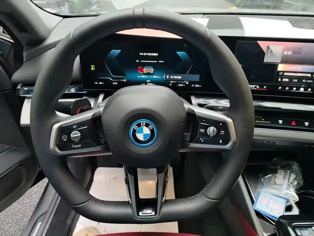 BMW i5 — фото 9