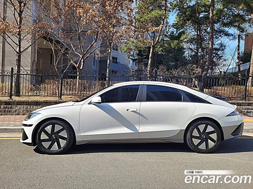 Hyundai Ioniq6 — фото 9