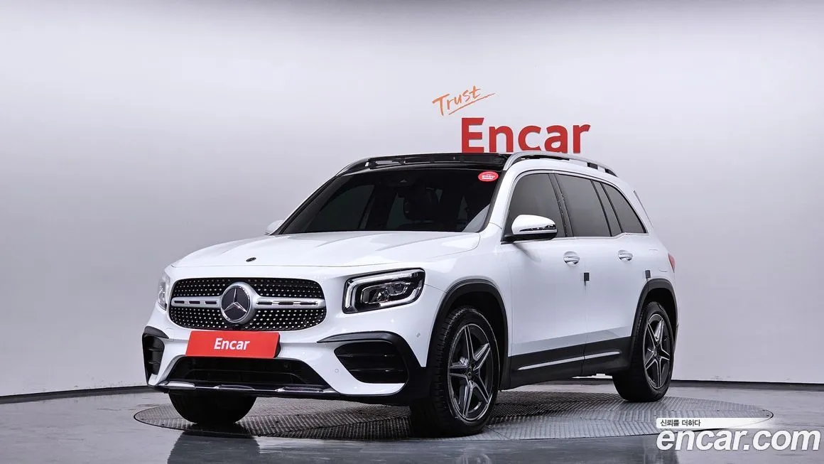 Mercedes-Benz GLB-Class — фото 1