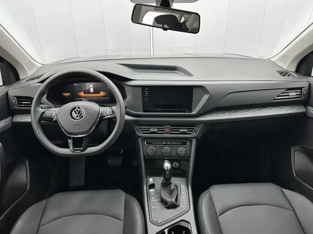 Volkswagen Tharu — фото 9