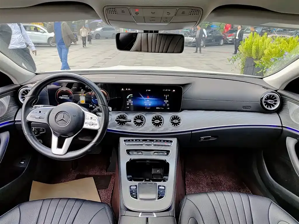 Mercedes-Benz CLS — фото 10