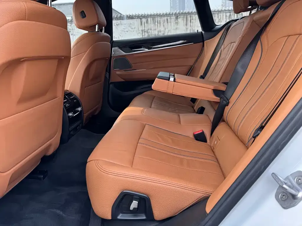 BMW 6 Series GT — фото 3