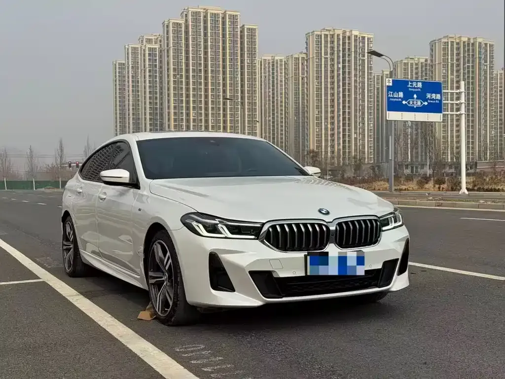 BMW 6 Series GT — фото 10