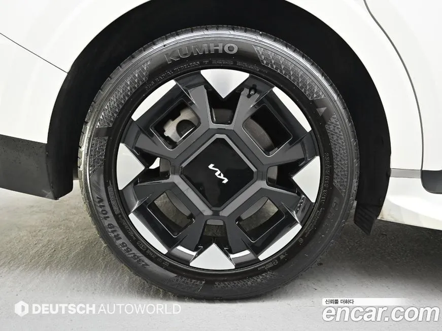 Kia Carnival — фото 10