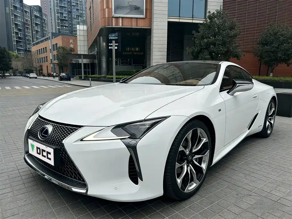 Lexus LC — фото 1