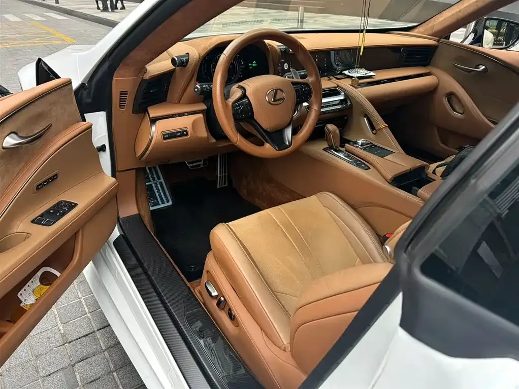 Lexus LC — фото 4
