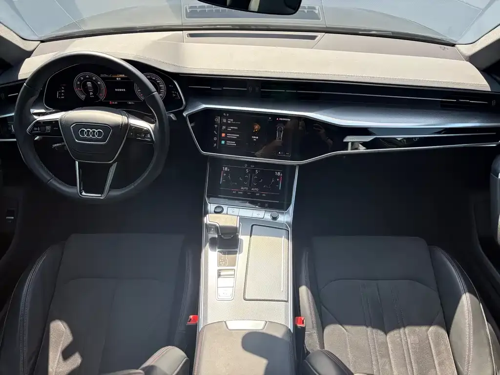 Audi A6L — фото 2