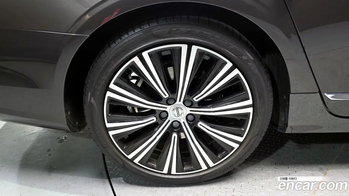 Volvo S90 — фото 3