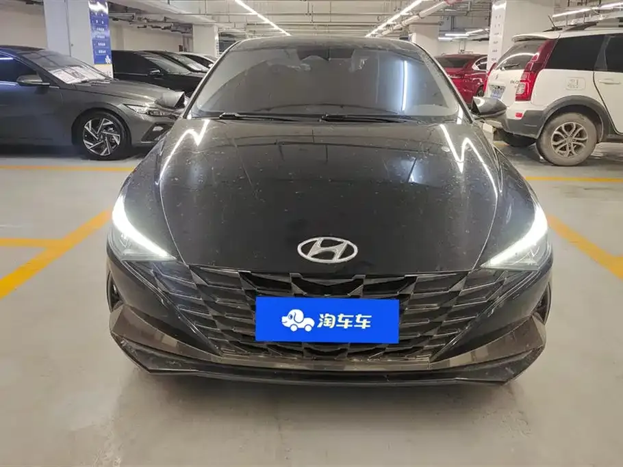 Hyundai Elantra — фото 9