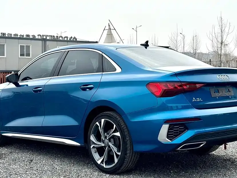 Audi A3 — фото 2
