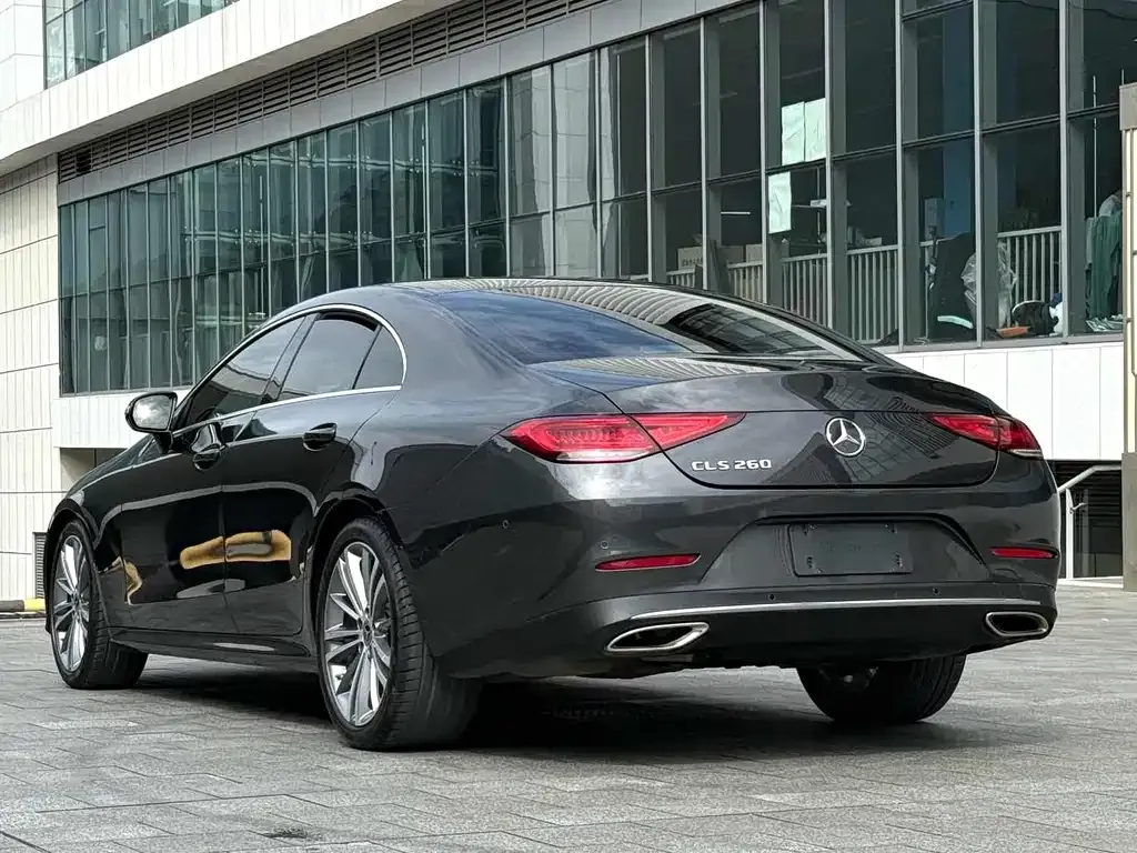 Mercedes-Benz CLS — фото 3