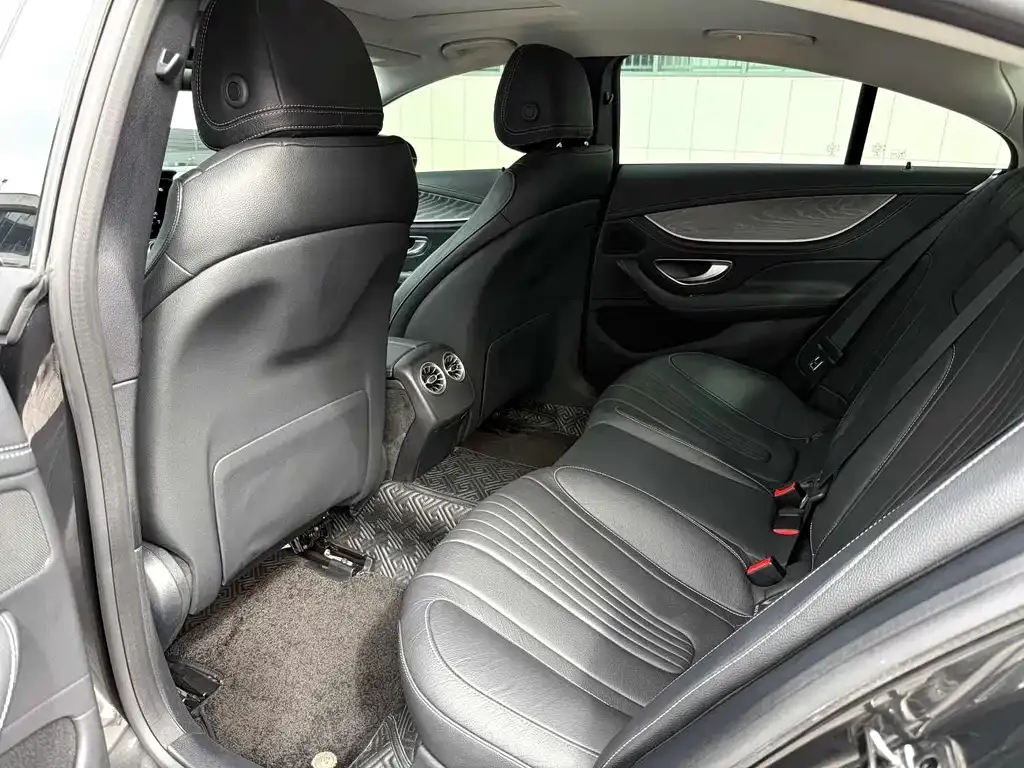 Mercedes-Benz CLS — фото 5
