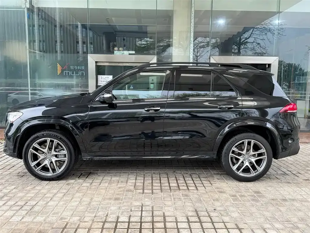 Mercedes-Benz GLE AMG — фото 3