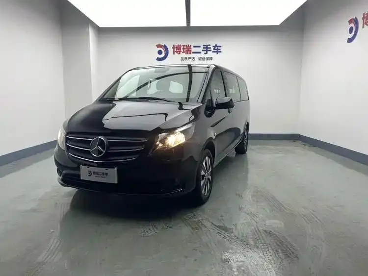 Mercedes-Benz Vito — фото 1