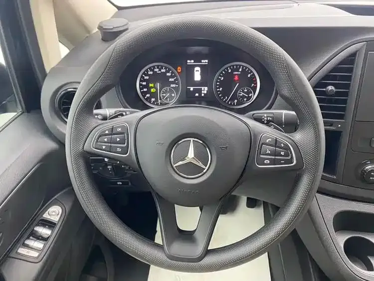 Mercedes-Benz Vito — фото 9