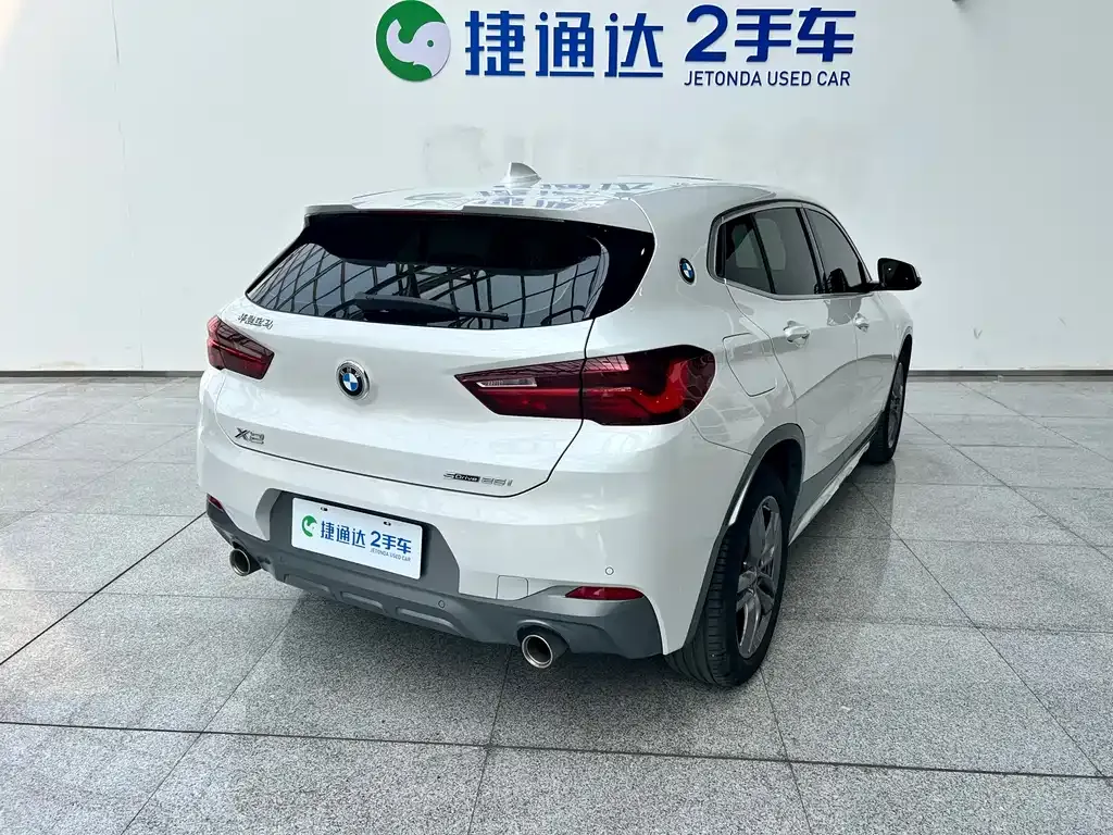BMW X2 — фото 6