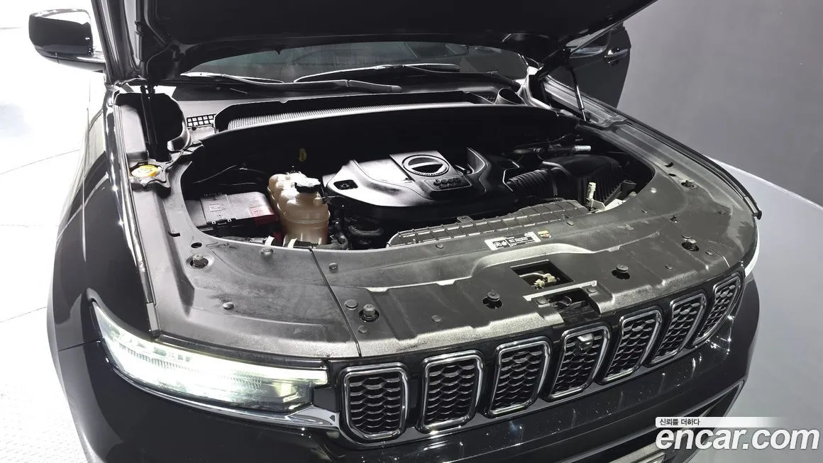 Jeep Cherokee — фото 7