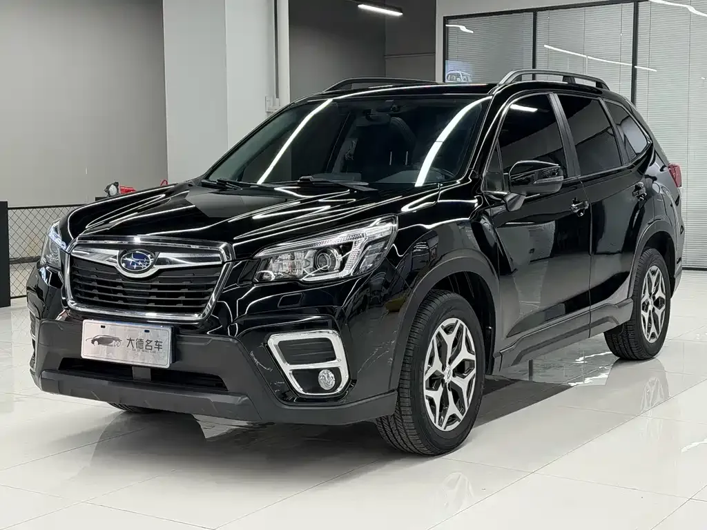 Subaru Forester — фото 4