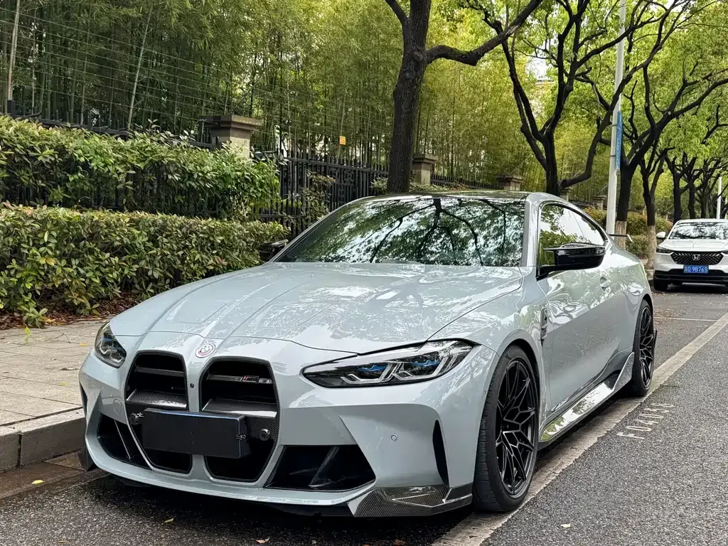BMW M4 — фото 1