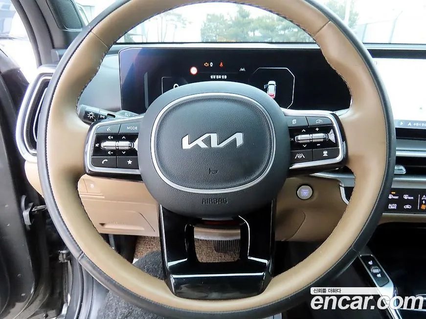 Kia Sorento — фото 6