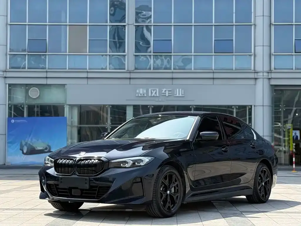 BMW i3 — фото 1