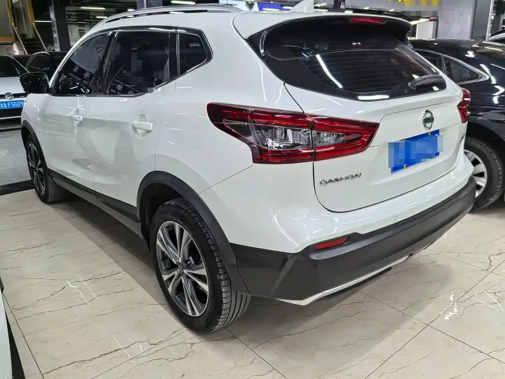 Nissan Qashqai — фото 3