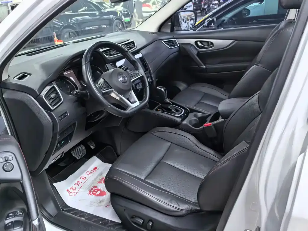 Nissan Qashqai — фото 6